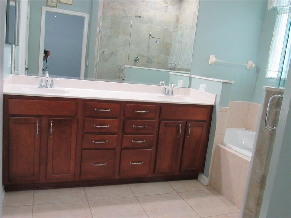 En Venta: $389,900 (3 camas, 2 baños, 1862 Pies cuadrados)
