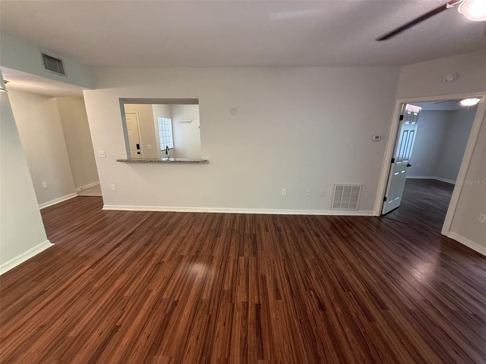 For Rent: $1,850 (3 beds, 2 baths, 1124 Square Feet)