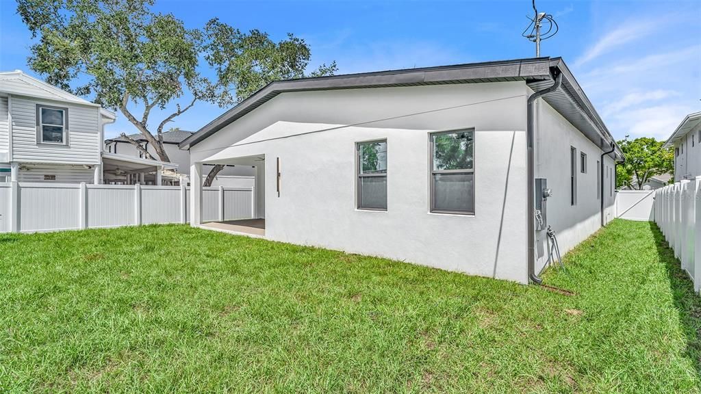 For Sale: $690,000 (4 beds, 3 baths, 2237 Square Feet)