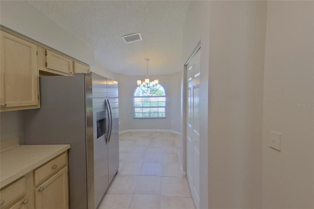 For Rent: $2,229 (3 beds, 2 baths, 1578 Square Feet)