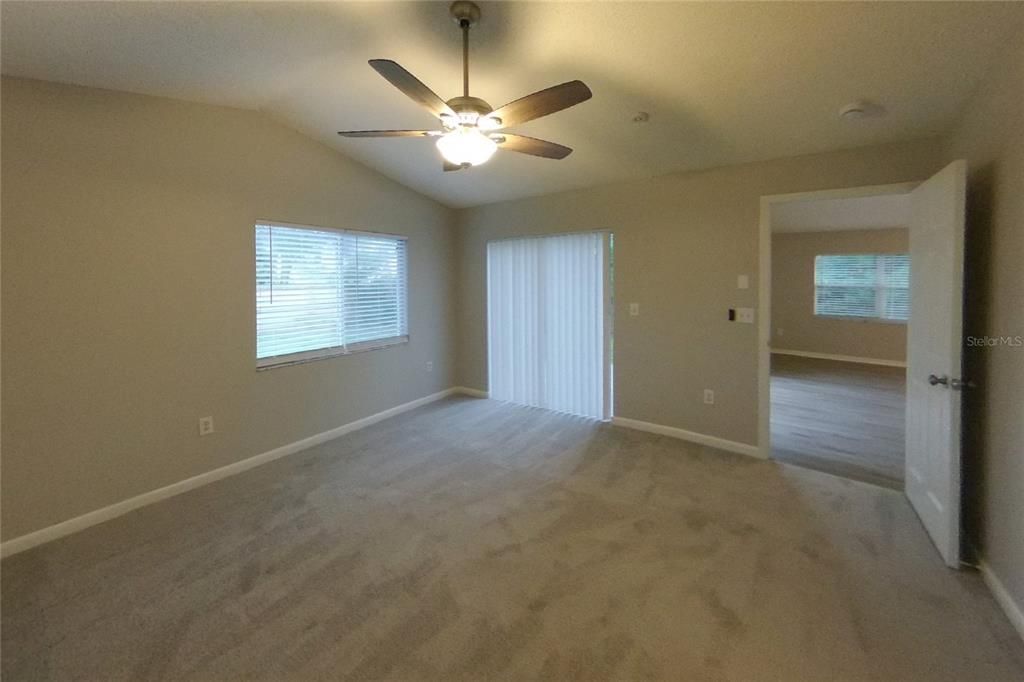 For Rent: $2,229 (3 beds, 2 baths, 1578 Square Feet)