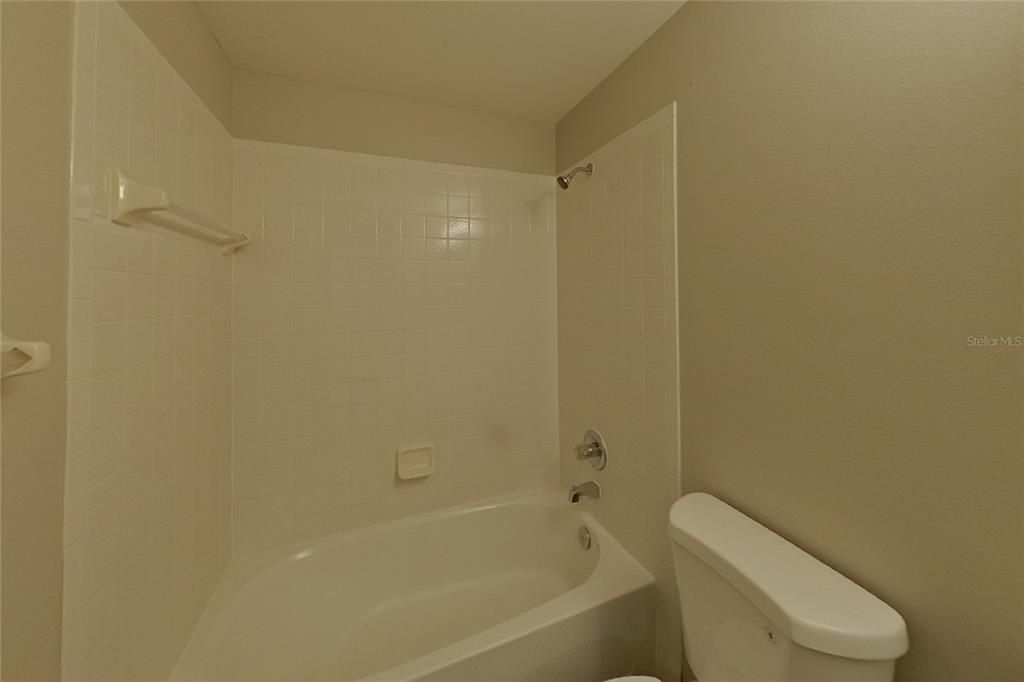 For Rent: $2,229 (3 beds, 2 baths, 1578 Square Feet)
