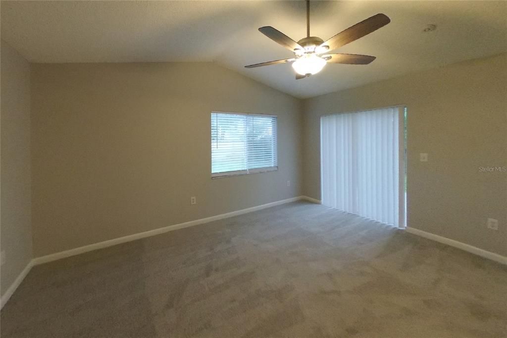 For Rent: $2,229 (3 beds, 2 baths, 1578 Square Feet)