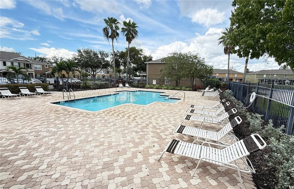 For Rent: $1,800 (2 beds, 2 baths, 1255 Square Feet)