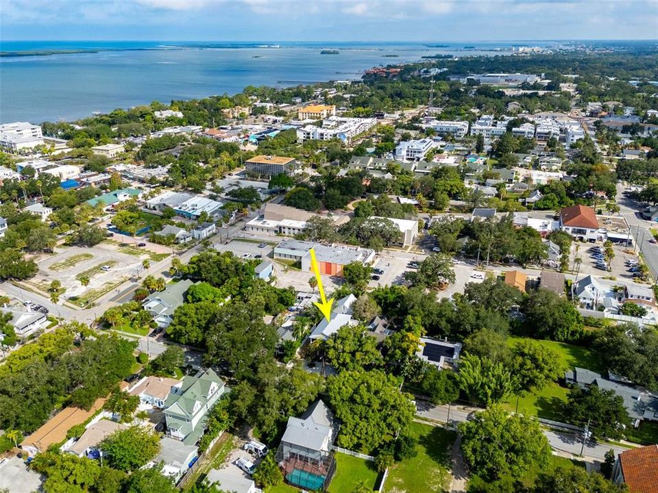 На продажу: $924,900 (3 спален, 2 ванн, 1812 Квадратных фут)
