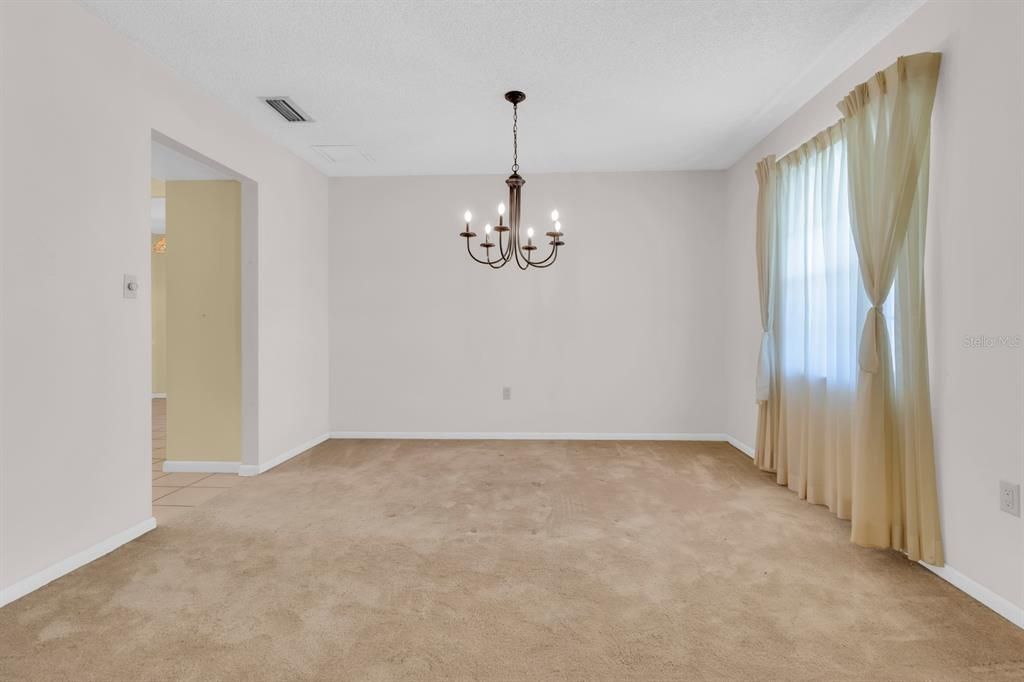 На продажу: $419,900 (3 спален, 2 ванн, 1822 Квадратных фут)
