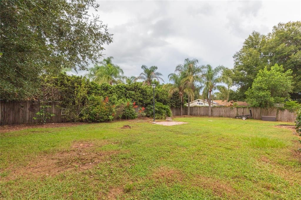 For Sale: $389,900 (3 beds, 3 baths, 2212 Square Feet)