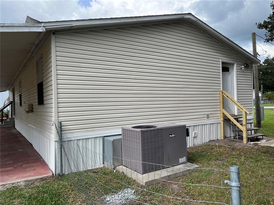For Sale: $269,900 (3 beds, 2 baths, 1620 Square Feet)