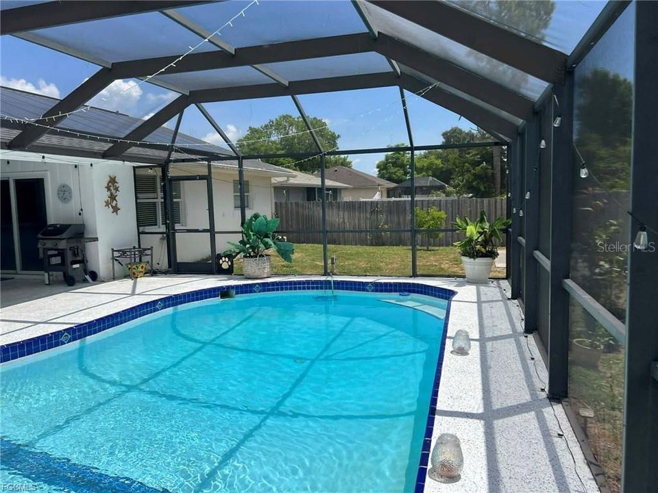 For Sale: $309,000 (3 beds, 2 baths, 1803 Square Feet)