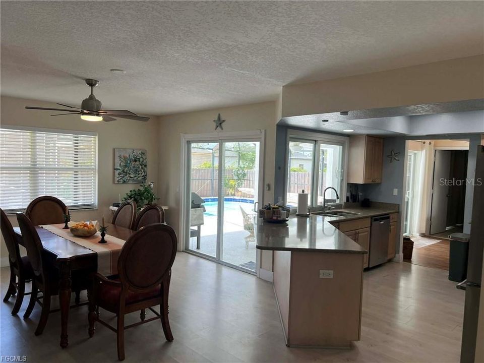 For Sale: $309,000 (3 beds, 2 baths, 1803 Square Feet)