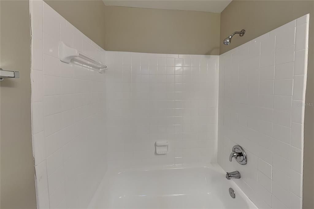 For Rent: $2,219 (3 beds, 2 baths, 1366 Square Feet)