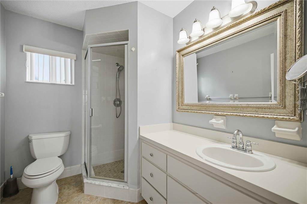 En Venta: $209,900 (2 camas, 2 baños, 990 Pies cuadrados)