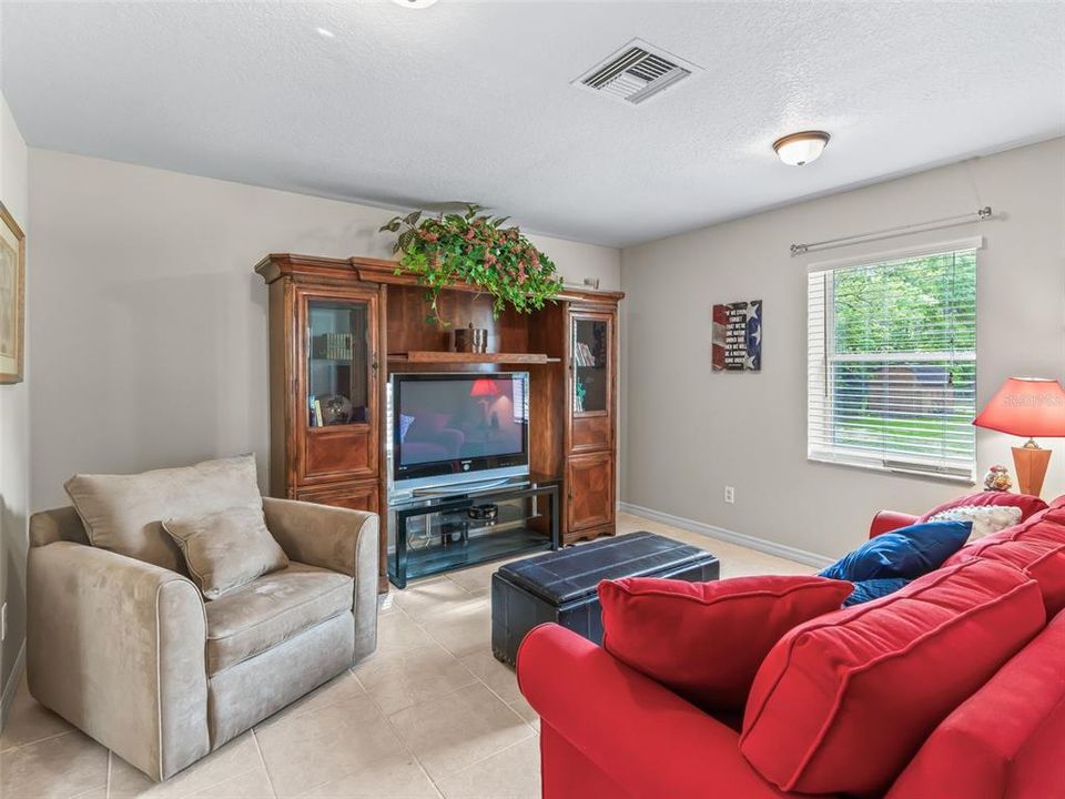 For Sale: $1,325,000 (6 beds, 3 baths, 3141 Square Feet)