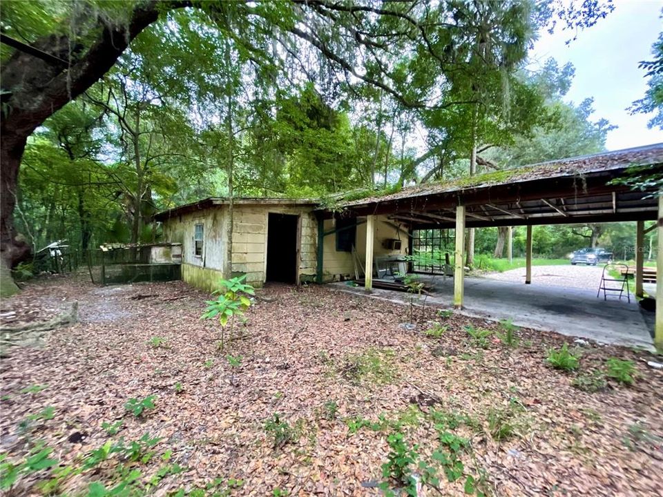 For Sale: $129,900 (1 beds, 1 baths, 234 Square Feet)