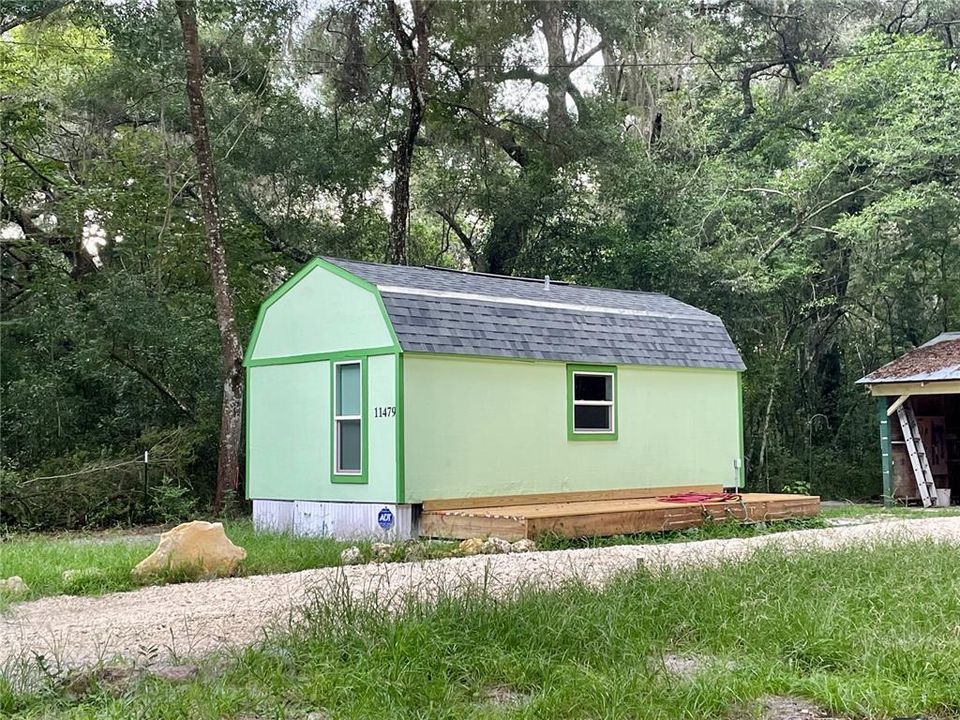 For Sale: $129,900 (1 beds, 1 baths, 234 Square Feet)