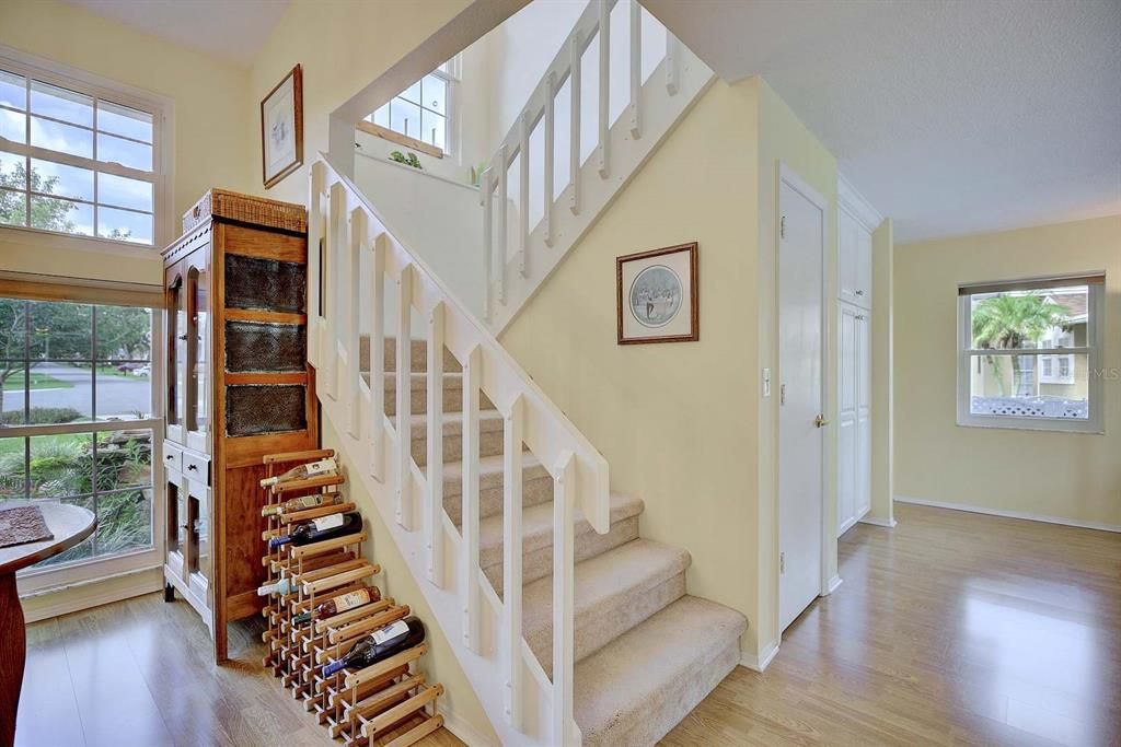 На продажу: $425,000 (3 спален, 2 ванн, 2102 Квадратных фут)