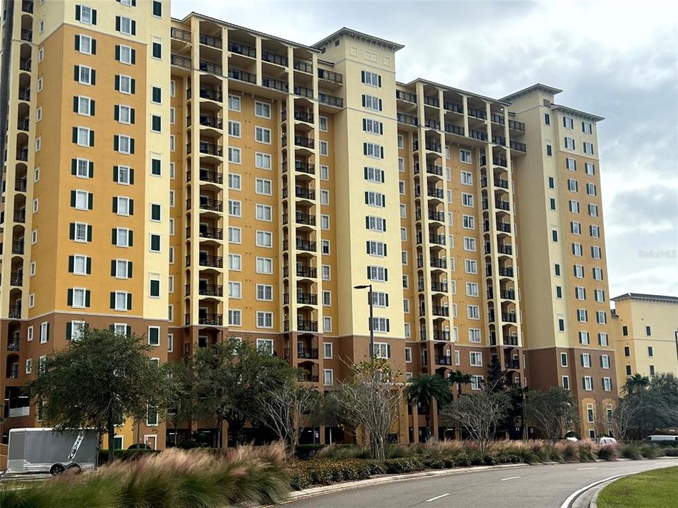 For Sale: $145,000 (2 beds, 2 baths, 1060 Square Feet)