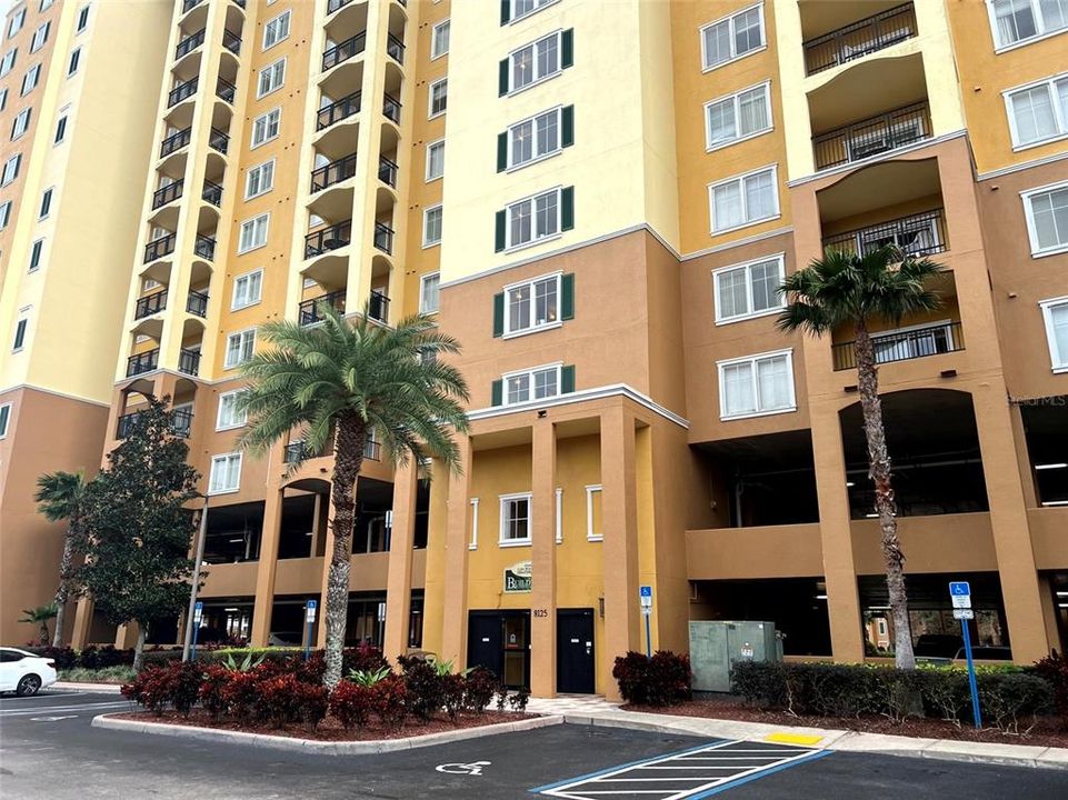For Sale: $145,000 (2 beds, 2 baths, 1060 Square Feet)