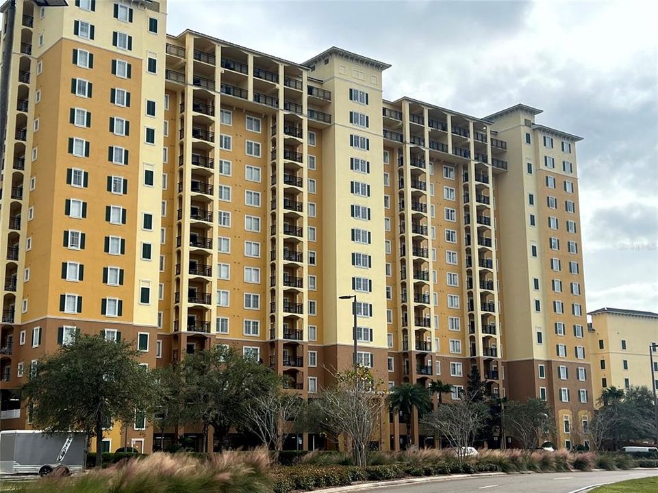 For Sale: $145,000 (2 beds, 2 baths, 1060 Square Feet)