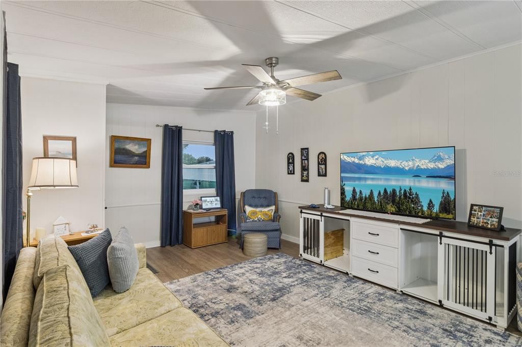 For Sale: $165,000 (2 beds, 2 baths, 1014 Square Feet)