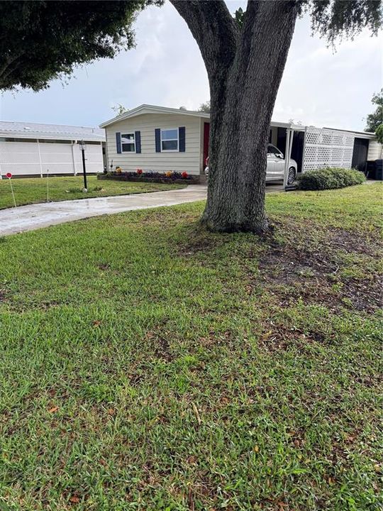 For Sale: $165,000 (2 beds, 2 baths, 1014 Square Feet)