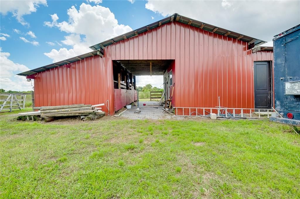 For Sale: $369,000 (4 beds, 2 baths, 1984 Square Feet)