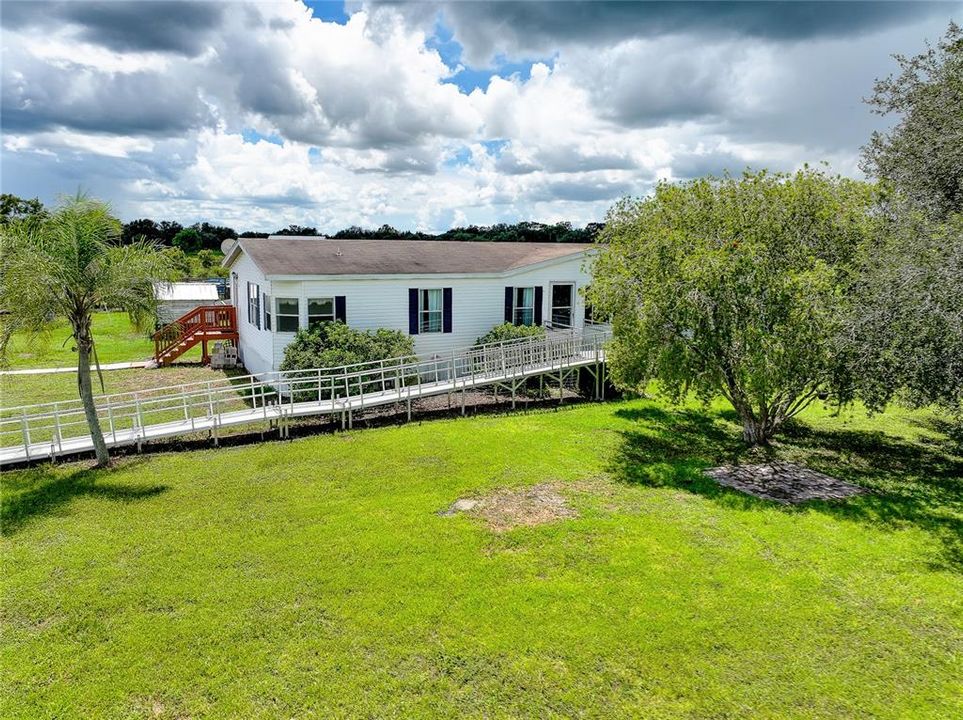 For Sale: $369,000 (4 beds, 2 baths, 1984 Square Feet)