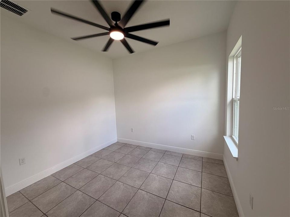 For Rent: $2,200 (4 beds, 2 baths, 1578 Square Feet)