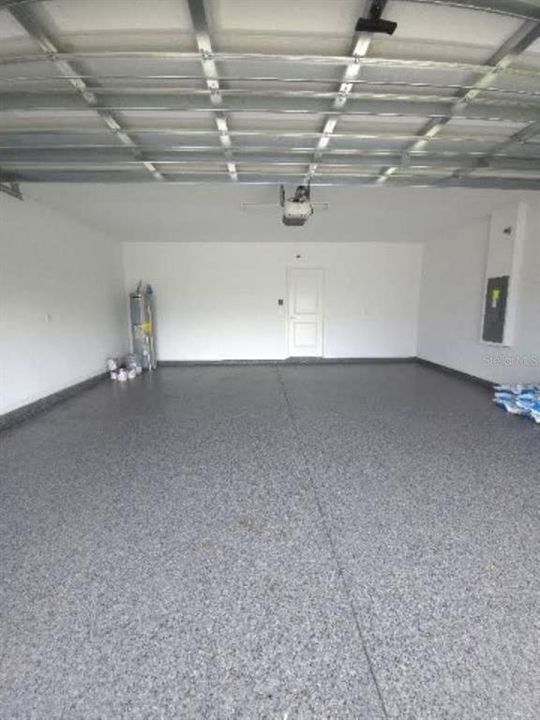 For Rent: $2,900 (6 beds, 3 baths, 3092 Square Feet)
