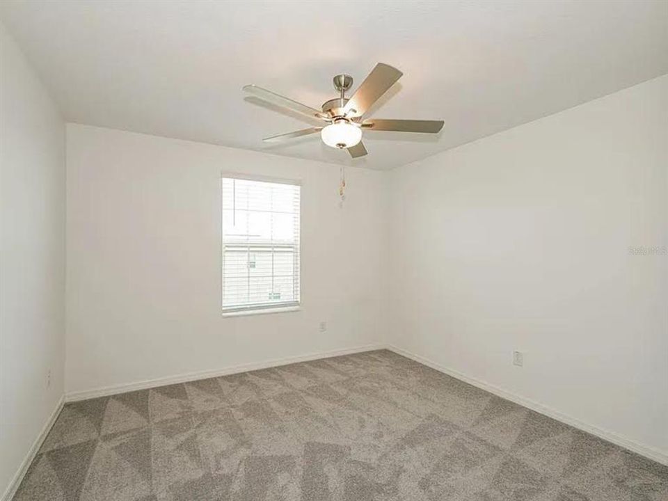 For Rent: $2,900 (6 beds, 3 baths, 3092 Square Feet)