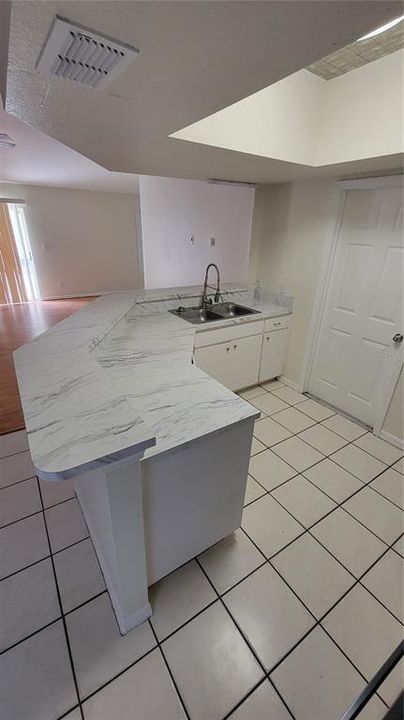 For Rent: $1,995 (3 beds, 2 baths, 1346 Square Feet)