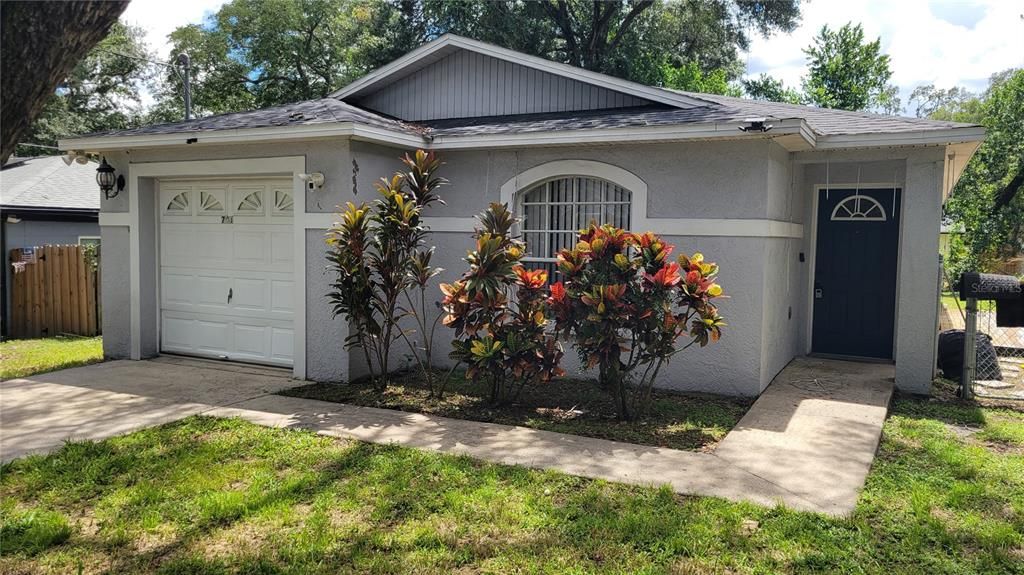 For Rent: $1,995 (3 beds, 2 baths, 1346 Square Feet)