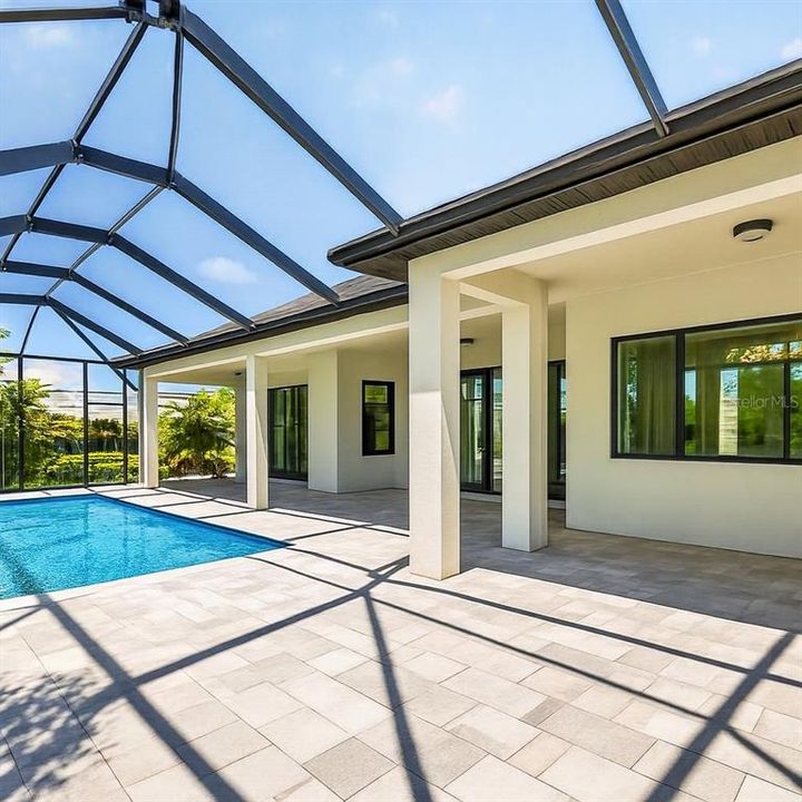 For Sale: $674,900 (3 beds, 2 baths, 2245 Square Feet)