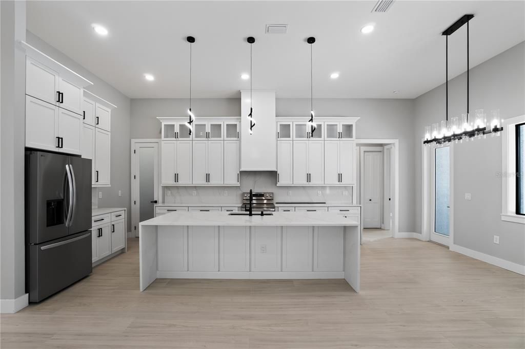 For Sale: $674,900 (3 beds, 2 baths, 2245 Square Feet)