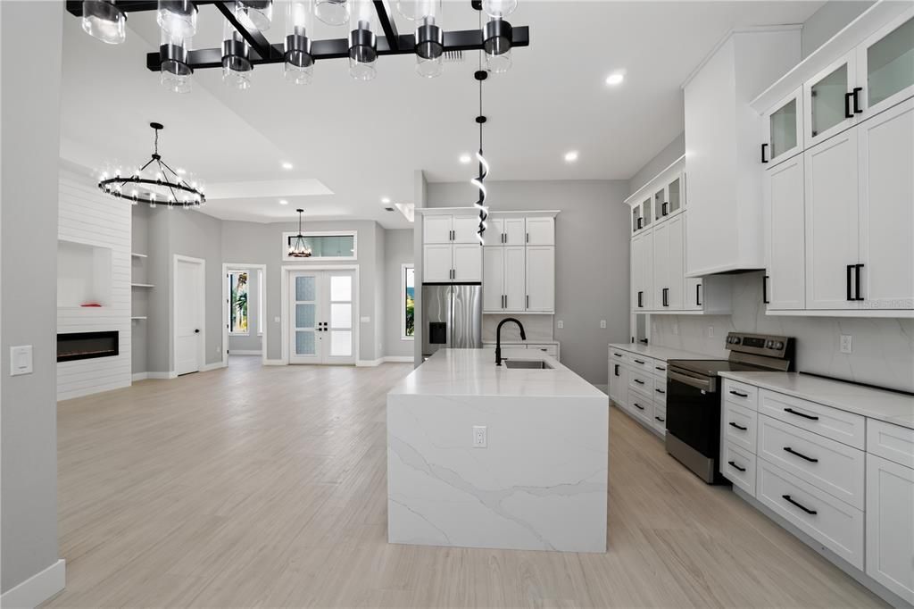 For Sale: $674,900 (3 beds, 2 baths, 2245 Square Feet)
