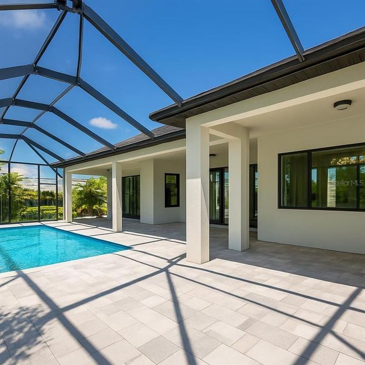 For Sale: $674,900 (3 beds, 2 baths, 2245 Square Feet)