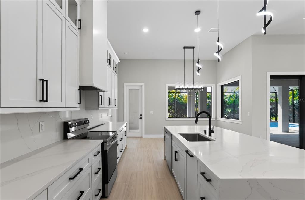 For Sale: $674,900 (3 beds, 2 baths, 2245 Square Feet)