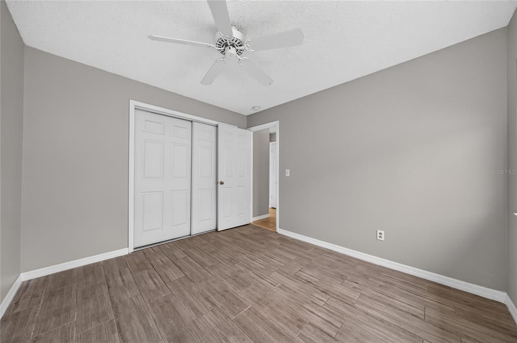 For Sale: $378,000 (3 beds, 2 baths, 1563 Square Feet)
