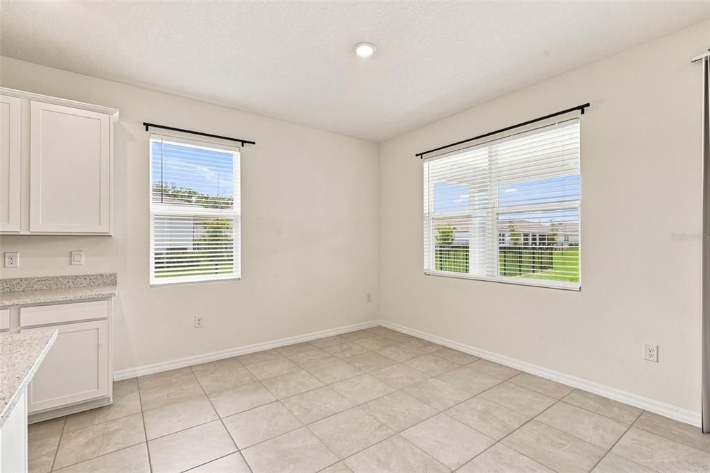 For Rent: $2,300 (4 beds, 2 baths, 2031 Square Feet)