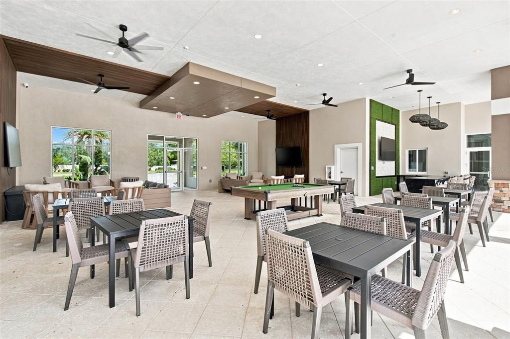 For Rent: $2,300 (4 beds, 2 baths, 2031 Square Feet)