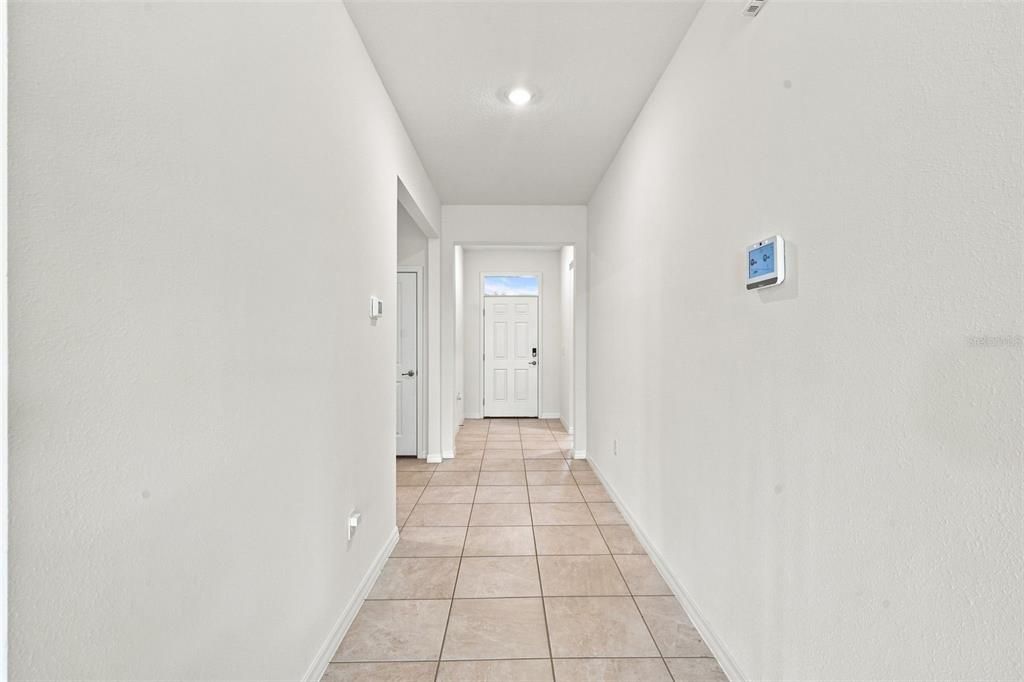 For Rent: $2,300 (4 beds, 2 baths, 2031 Square Feet)