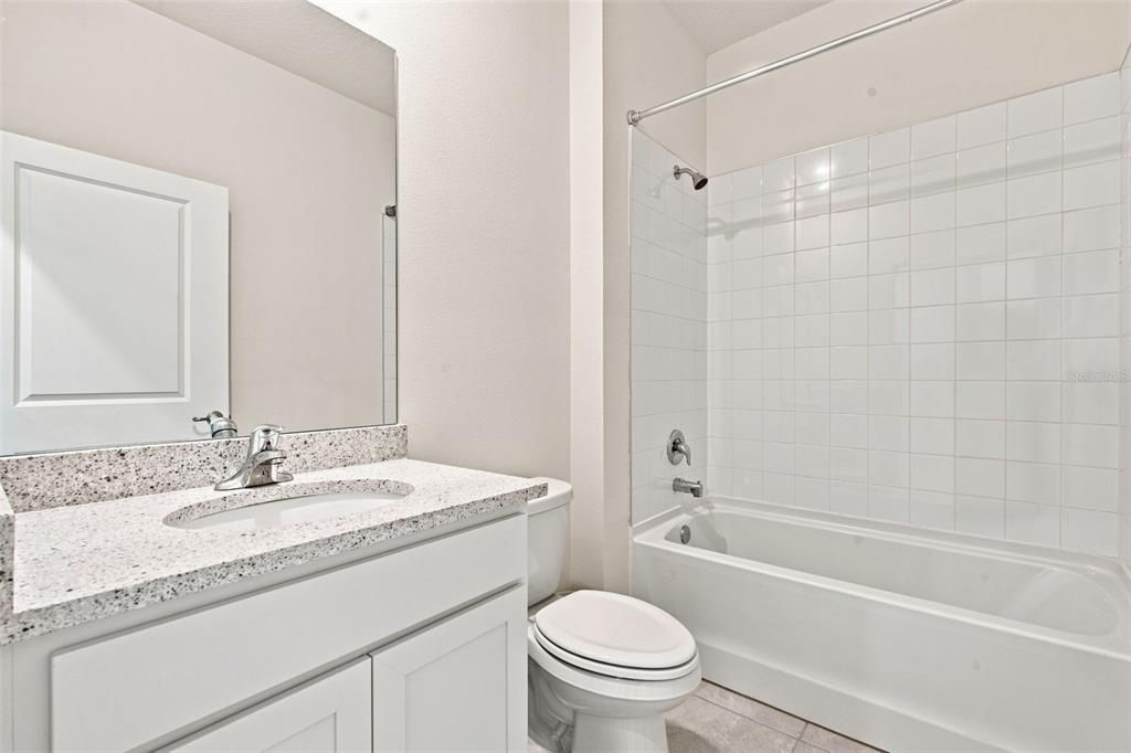 For Rent: $2,300 (4 beds, 2 baths, 2031 Square Feet)