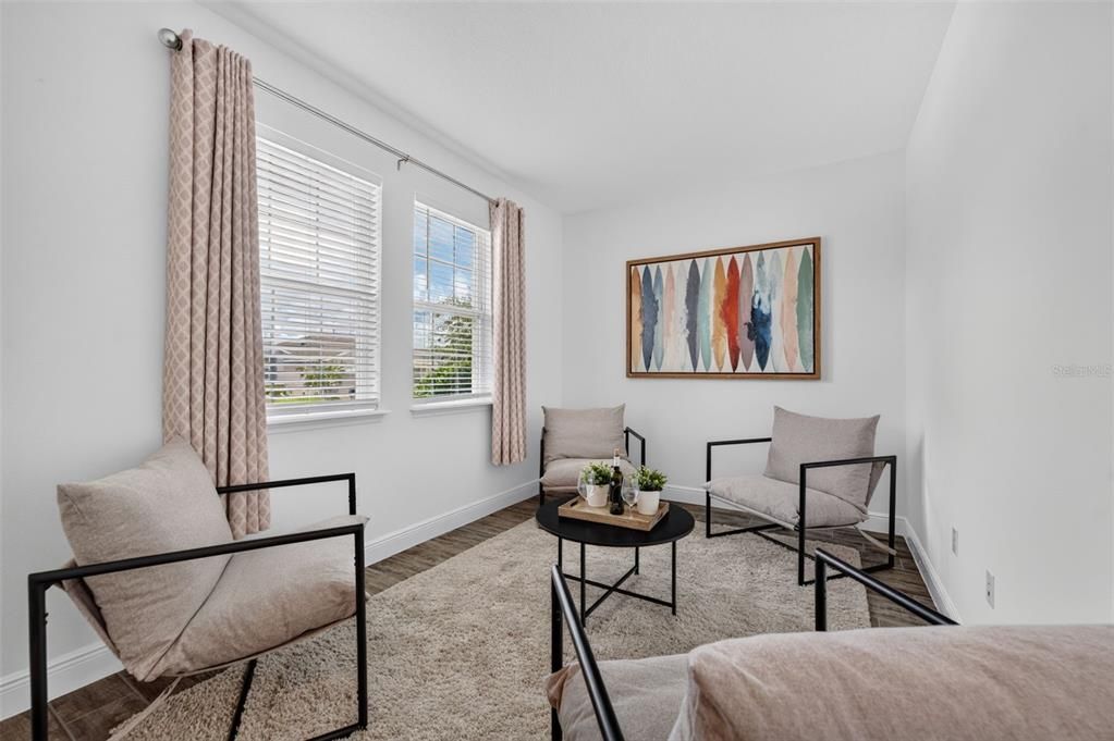 For Sale: $325,000 (3 beds, 2 baths, 1644 Square Feet)