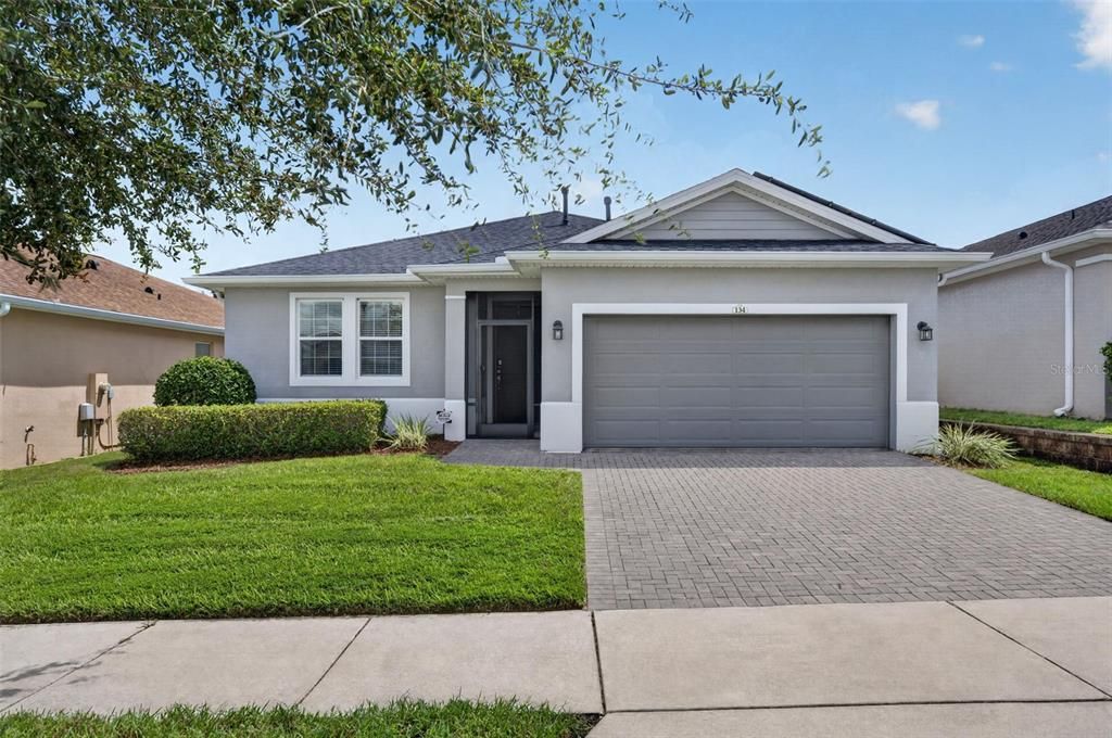 For Sale: $325,000 (3 beds, 2 baths, 1644 Square Feet)