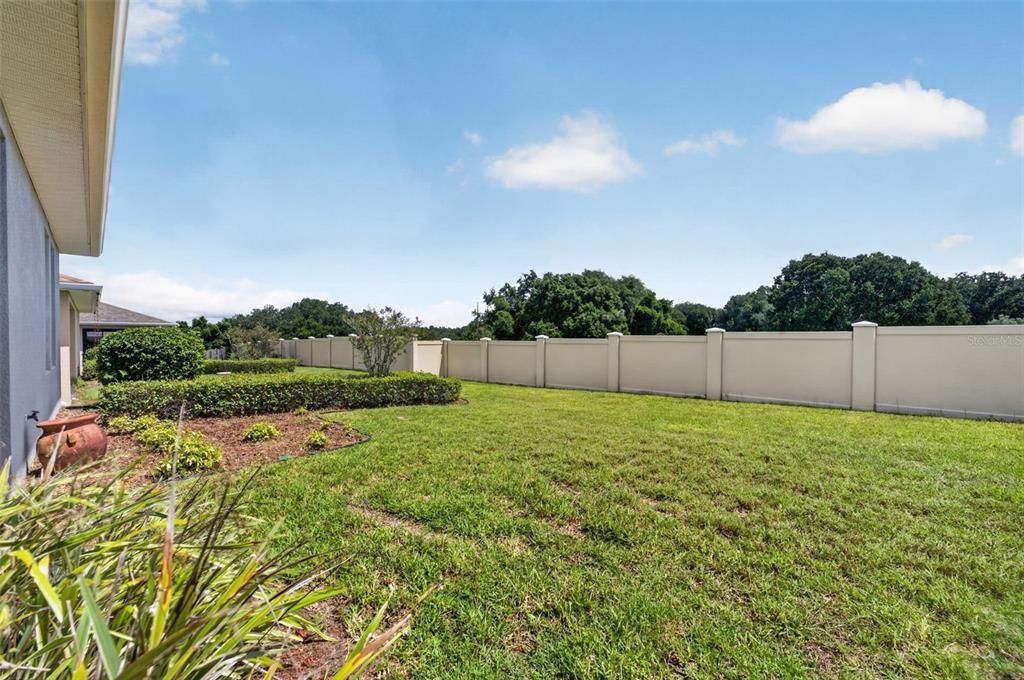 For Sale: $325,000 (3 beds, 2 baths, 1644 Square Feet)