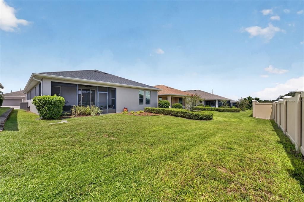 For Sale: $325,000 (3 beds, 2 baths, 1644 Square Feet)