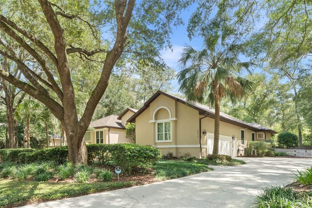 En Venta: $879,000 (5 camas, 3 baños, 2797 Pies cuadrados)