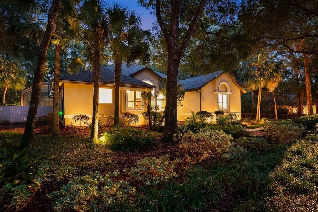 En Venta: $879,000 (5 camas, 3 baños, 2797 Pies cuadrados)