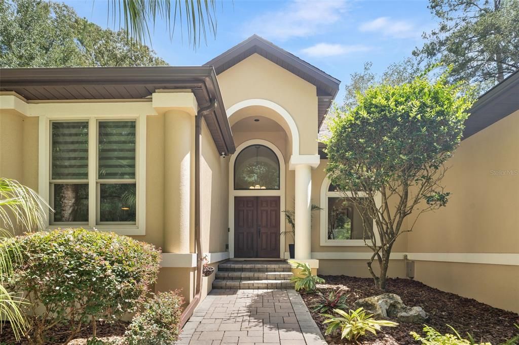 En Venta: $879,000 (5 camas, 3 baños, 2797 Pies cuadrados)