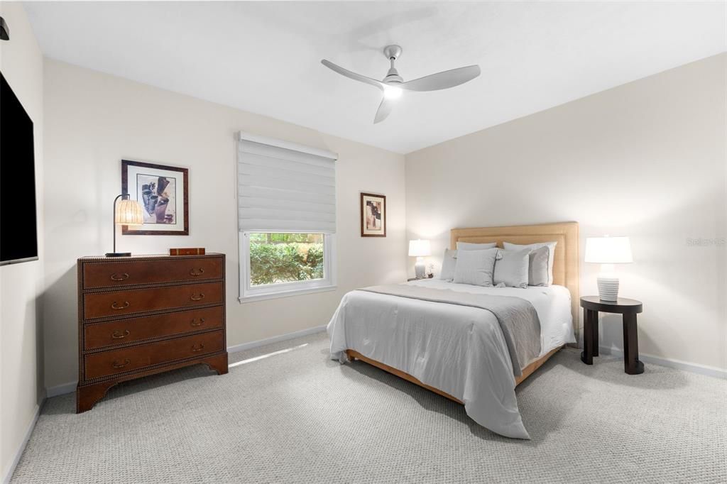 En Venta: $879,000 (5 camas, 3 baños, 2797 Pies cuadrados)